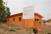 Projet village  - La Fondation Orange-Côte d’Ivoire Telecom livre « un point d’eau, un centre de santé et une école » à Mangbêgly/Kontrou et M’Brago 1